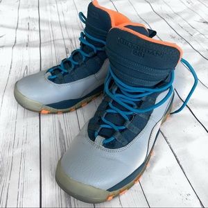 🕶🌹 Air Jordan Retro 10 x Bobcats  (6Y)